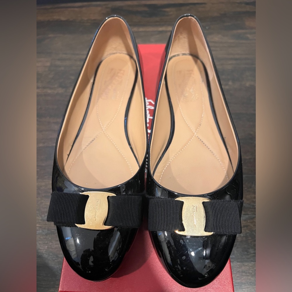 Ferragamo flat
